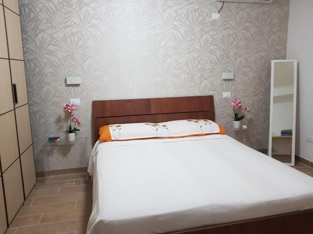 Ariosto Apartment Mondragone Zewnętrze zdjęcie
