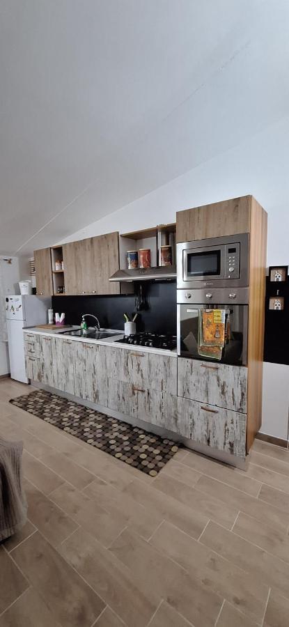 Ariosto Apartment Mondragone Zewnętrze zdjęcie